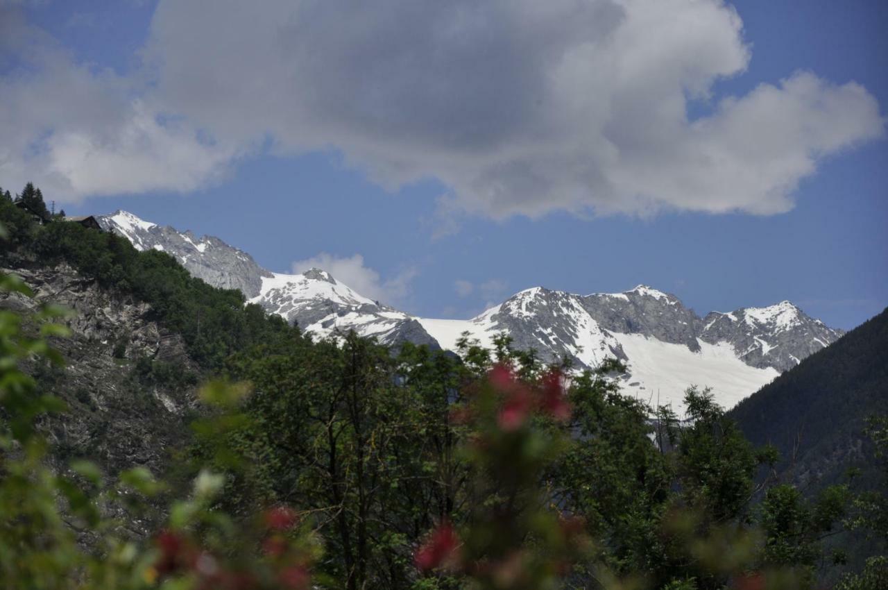 Hotel Garni Schwarzenstein Campo Tures Exteriér fotografie